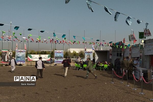 ارائه خدمات و اسکان موقت مسافران نوروزی توسط ارتش