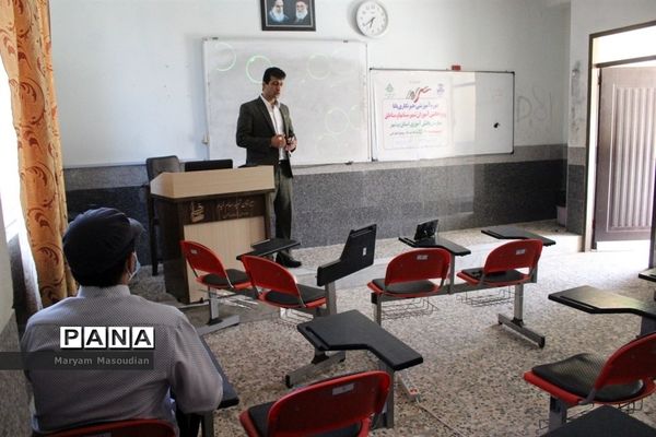 عکس‌های برگزیده آموزش دانش‌آموز خبرنگاران در سالی که گذشت