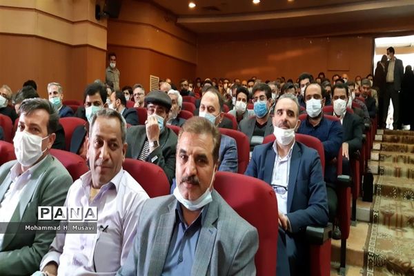 آیین تکریم و معارفه مدیر آموزش و پرورش ناحیه یک قم