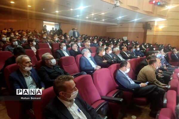 آیین تکریم و معارفه مدیر آموزش و پرورش ناحیه یک قم