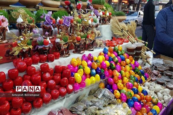 تکاپوی خرید شب عید در شهر تهران