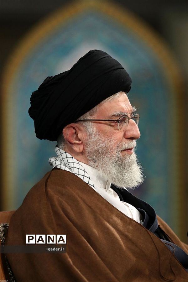 پیام نوروزی رهبر انقلاب به مناسبت آغاز سال ۱۴۰۱