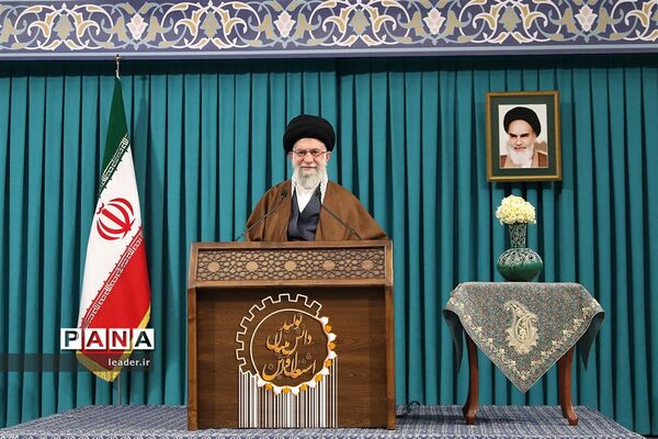 پیام نوروزی رهبر انقلاب به مناسبت آغاز سال ۱۴۰۱