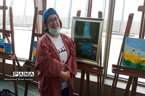 نمایشگاه آثار هنری هنرمندان سندرم‌دان