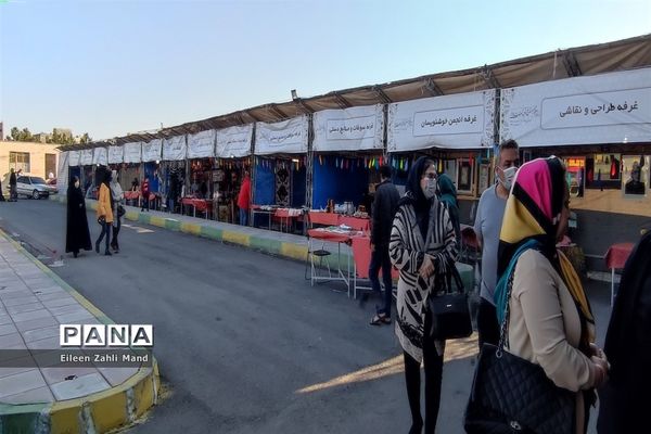 نمایشگاه اقوام، صنایع‌دستی و سوغات ایرانی در شهرستان رباط‌کریم