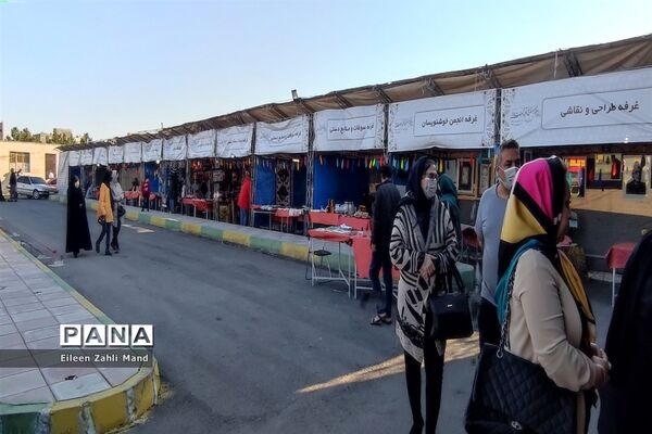 نمایشگاه اقوام، صنایع‌دستی و سوغات ایرانی در شهرستان رباط‌کریم
