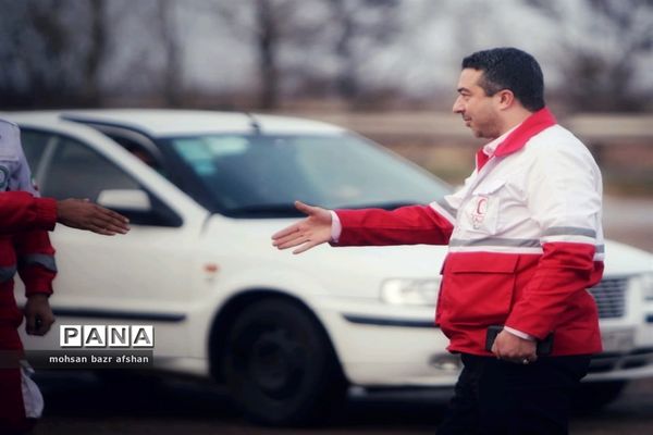 بازدید معاون درمانی و توانبخشی جمعیت هلال احمر کشوری از پایگاه بین جاده‌ای هلال احمر شهر دانسفهان
