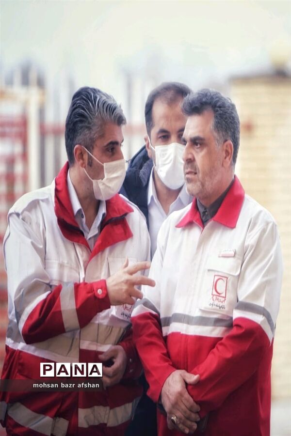 بازدید معاون درمانی و توانبخشی جمعیت هلال احمر کشوری از پایگاه بین جاده‌ای هلال احمر شهر دانسفهان