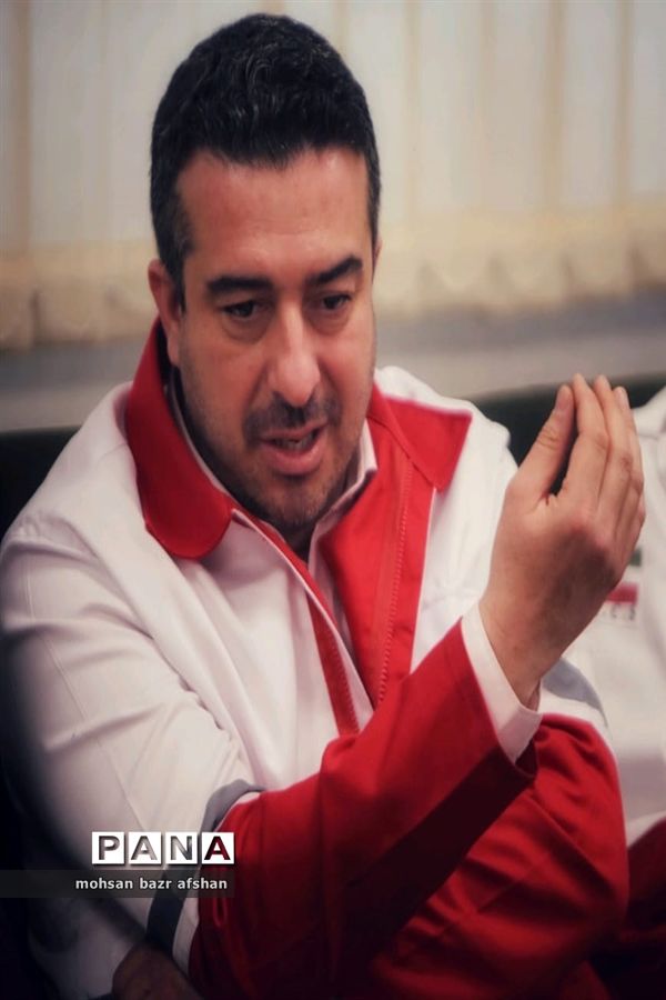 بازدید معاون درمانی و توانبخشی جمعیت هلال احمر کشوری از پایگاه بین جاده‌ای هلال احمر شهر دانسفهان