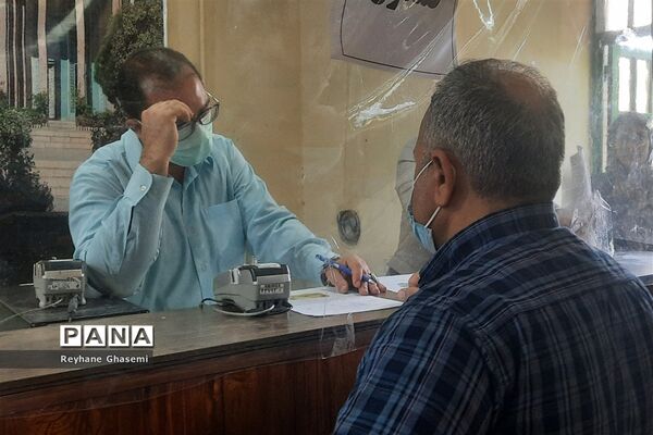 بازدید رئیس آموزش و پرورش ناحیه یک شیراز به همراه دانش‌آموزان پیشتاز از محل ستاد اسکان نوروزی