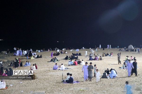 حضور کم سابقه مسافران در سواحل چابهار
