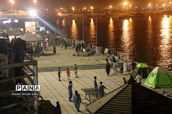 حضور کم سابقه مسافران در سواحل چابهار