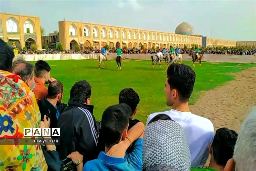 مسافران و گردشگران نوروزی در اصفهان