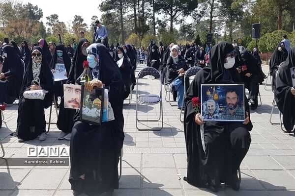 مراسم هشتمین سالگرد شهادت شهید علی خلیلی در گلزار شهدای بهشت حضرت زهرا(س)