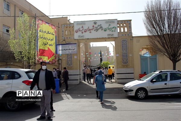 بازدید رئیس سازمان دانش‌آموزی فارس از ستاد اسکان ناحیه دو شیراز