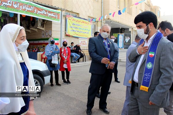 بازدید رئیس سازمان دانش‌آموزی فارس از ستاد اسکان ناحیه دو شیراز