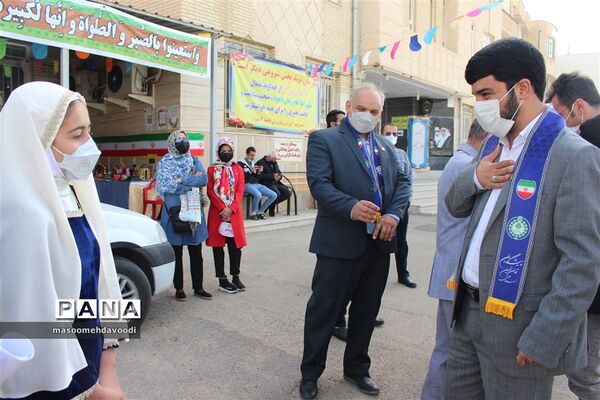بازدید رئیس سازمان دانش‌آموزی فارس از ستاد اسکان ناحیه دو شیراز