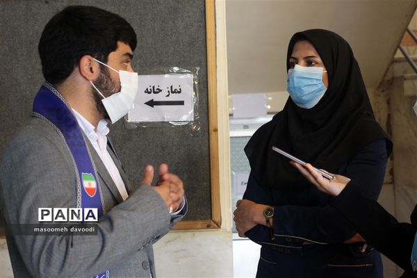 بازدید رئیس سازمان دانش‌آموزی فارس از ستاد اسکان ناحیه یک شیراز