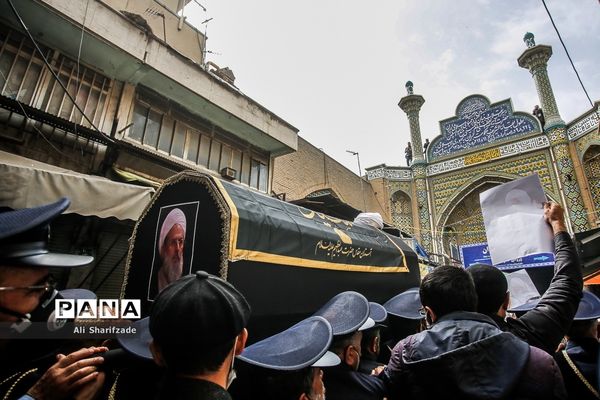 مراسم تشییع پیکر آیت الله محمدی ری شهری