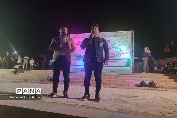 جشن عیدانه به‌مناسبت سال نو در شهرستان امیدیه