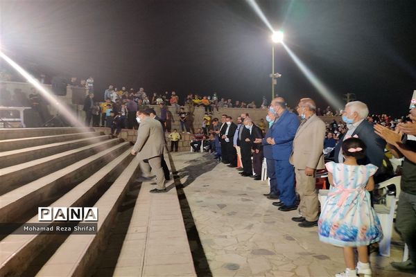 جشن عیدانه به‌مناسبت سال نو در شهرستان امیدیه