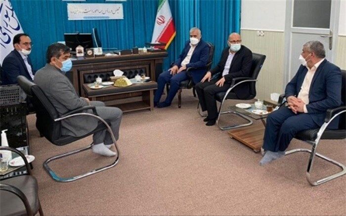 مشکلات مربوط به حوزه رفاه معلمان، نوسازی مدارس، امکانات و تجهیزات هنرستان‌ها باید مرتفع شود