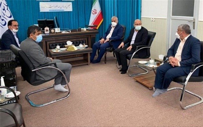 مشکلات مربوط به حوزه رفاه معلمان، نوسازی مدارس، امکانات و تجهیزات هنرستان‌ها باید مرتفع شود