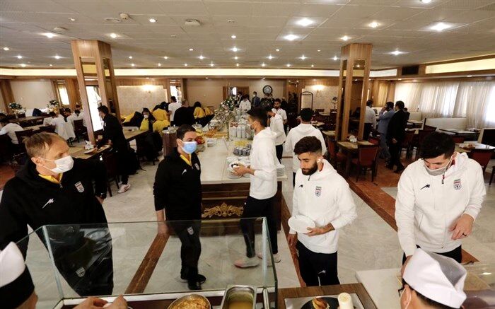 ملی‌پوشان فوتبال کشورمان وارد مشهد شدند