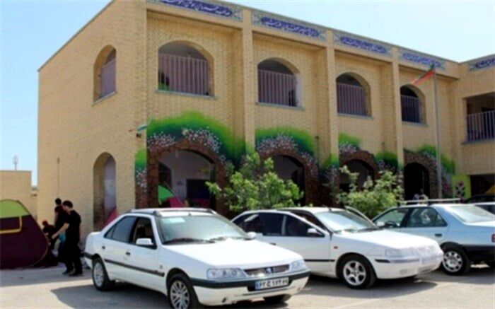 اسکان بیش از 3000 نفر مسافر در مدارس شهرستان دشتستان