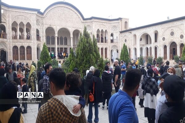 خانه طباطبایی‌ها،عروس خانه‌های ایرانی