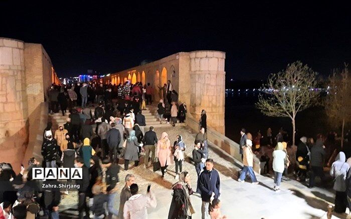 بار گردشگری شهر تهران بر دوش ۳ مجموعه