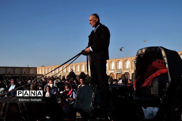مسافران نوروزی - میدان نقش جهان اصفهان