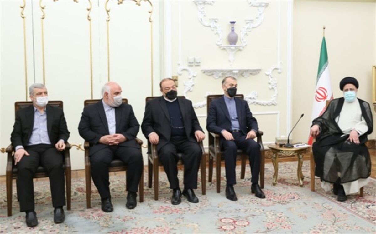 دیدار نوروزی مقامات کشوری و لشکری با رئیس‌جمهور