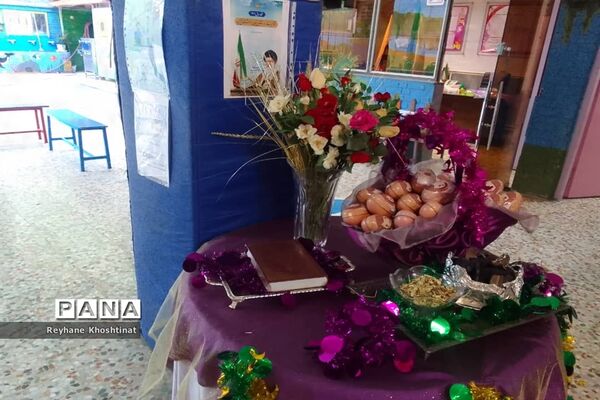 نشاط و شادمانی کادر دبستان فرهنگ دختران جهت استقبال از دانش‌آموزان