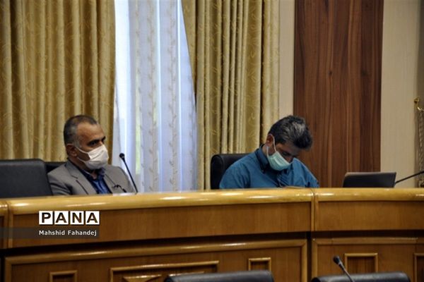 نشست خبری مدیرکل آموزش و پرورش استان فارس و معاون سیاسی، امنیتی و اجتماعی استانداری فارس