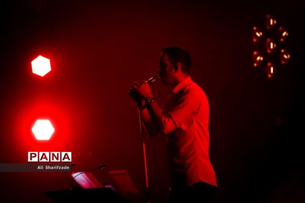 کنسرت محسن یگانه