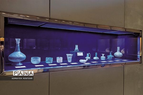 موزه آبگینه و سفالینه‌های ایران، موزه گردی متفاوت در تهران