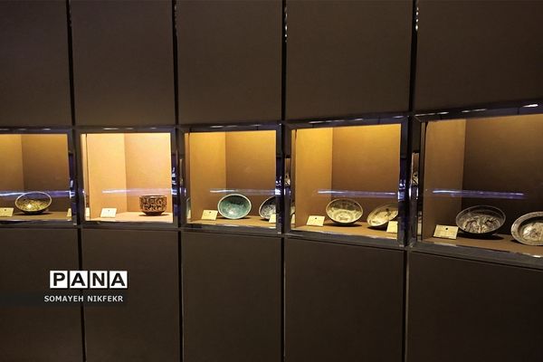 موزه آبگینه و سفالینه‌های ایران، موزه گردی متفاوت در تهران