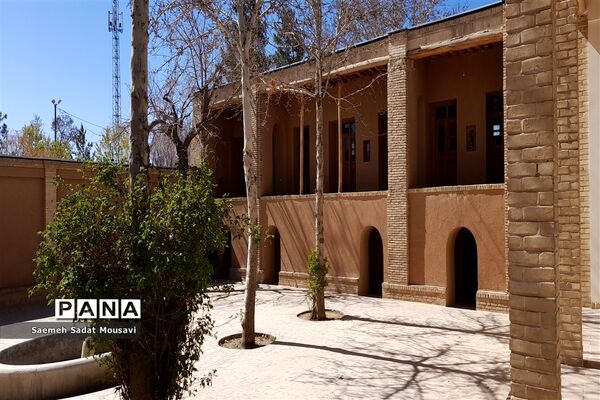 بیت امام خمینی (ره) در خمین