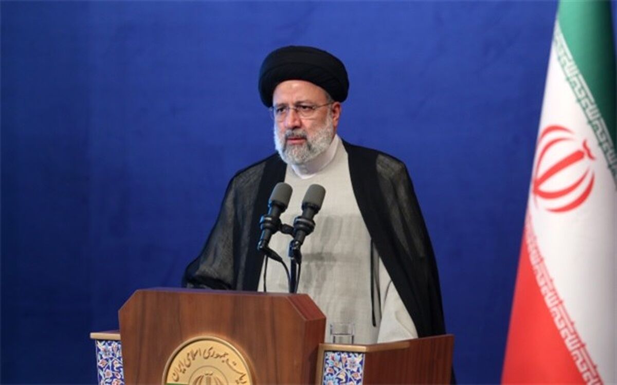 به‌هنگام و قاطع با تخلفات در دستگاه‌های اداری برخورد شود
