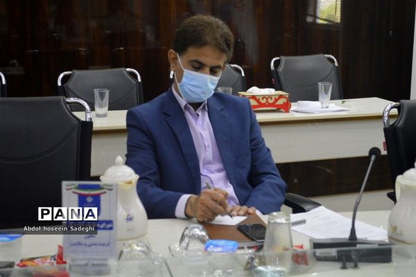 نشست‌خبری مدیرکل آموزش و پرورش استان بوشهر