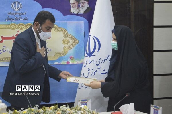 نشست‌خبری مدیرکل آموزش و پرورش استان بوشهر
