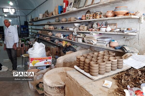 «روستای مِند» یکی از مراکز سفال در ایران‌