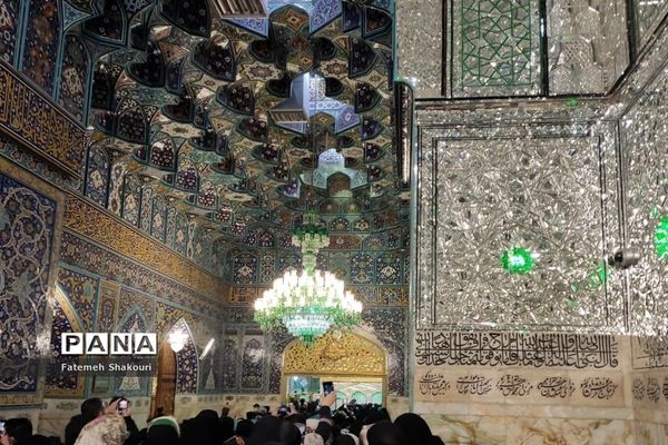 حرم مطهر امام مهربانی‌ها در نوروز 1401