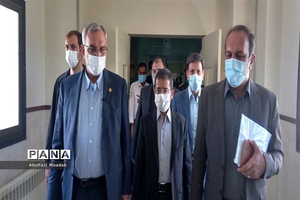بازدید وزیر بهداشت از بیمارستان خاتم الانبیا خلیل‌آباد