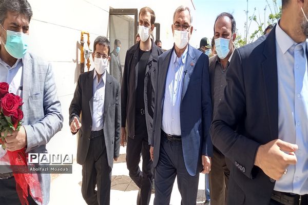بازدید وزیر بهداشت از بیمارستان خاتم الانبیا خلیل‌آباد