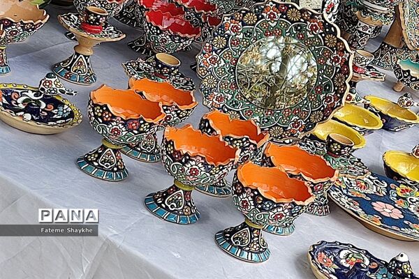 طاق بستان و صنایع‌دستی استان کرمانشاه