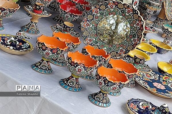 طاق بستان و صنایع‌دستی استان کرمانشاه