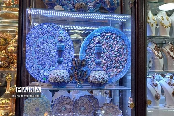 بازار صنایع‌دستی اصفهان