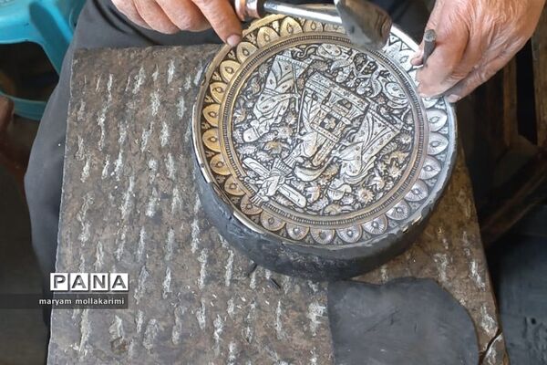 بازار صنایع‌دستی اصفهان